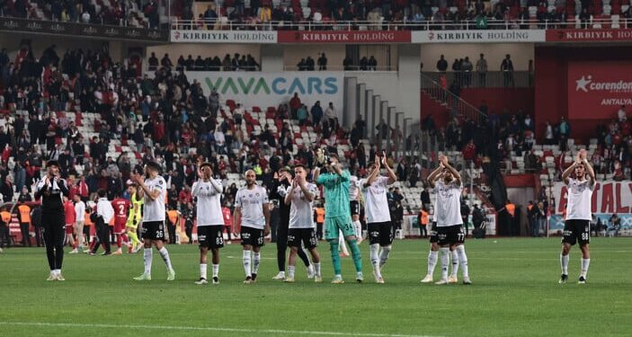 Beşiktaş Şampiyonluk kutlaması yapacağız