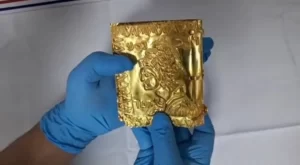 Erzincanda ibranice yazılı saf altın sayfalı kitap ele geçirildi