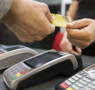 Kartlı ödemeler Nisan'da 544 milyar TL oldu