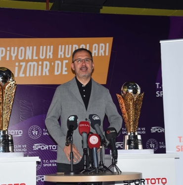 Süper Lig ve 1. Lig şampiyonluk kupaları tanıtıldı