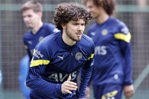 ferdi kadıoğlu fenerbahçe