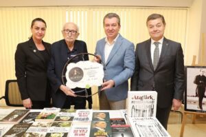 Hanri Benazus koleksiyonundan Atatürk ve Cumhuriyet Fotoğrafları Sergisi