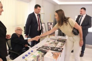 Hanri Benazus koleksiyonundan Atatürk ve Cumhuriyet Fotoğrafları Sergisi -6