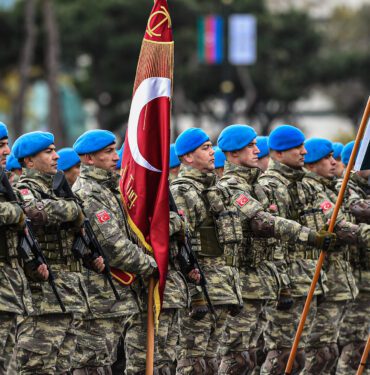 Türk komandoları Kosova'ya gidiyor