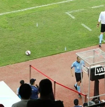 VAR