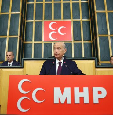 devlet-bahceliden-cumhuriyetin-yuzuncu-yilinda-100-il-1000-ilce