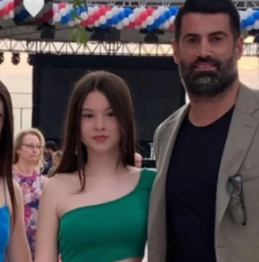 volkan-demirelden-buyuk-vefa-depremde-hayatini-kaybeden-taner-savutun-kizini-ozel-gununde-yalniz-birakmadi-RS2m