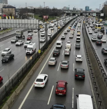 arac-sahipleri-dikkat-ek-mtvde-odeme-detaylari-belli-oldu-iste-son-tarih-ve-taksit-detayi-fori