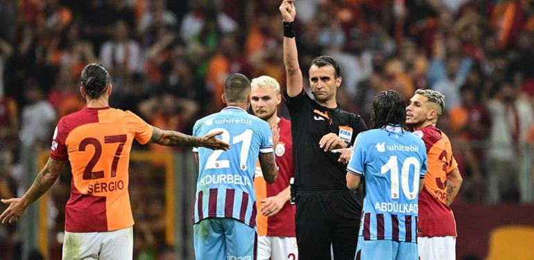 Trabzonspor'dan hakeme tepki, Dursun Özbek'e yanıt 6 96b7450a235446beaf756c0a5db98e0e.jpg