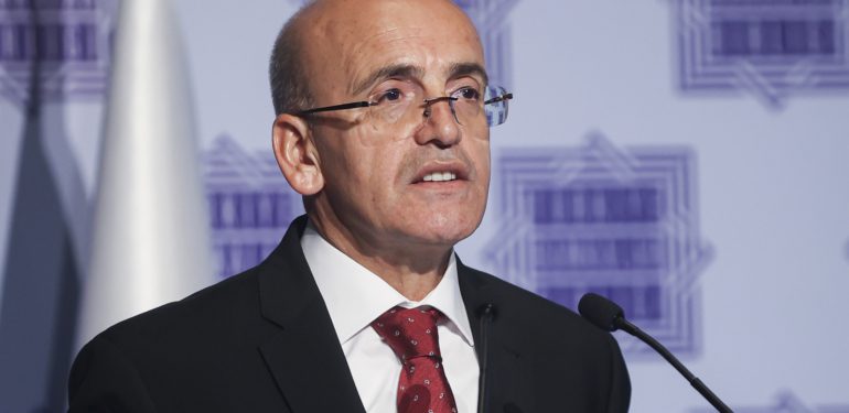 bakan-simsek-duyurdu-1-milyar-dolarlik-kredi-paketi-devreye-girdi-6B5L.jpg