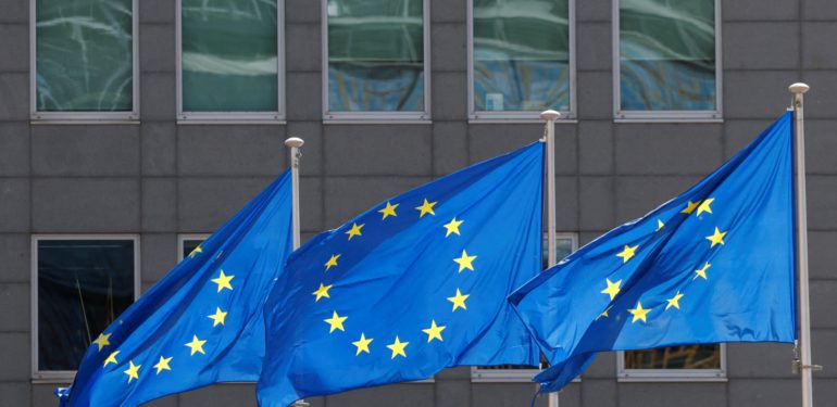 euro-bolgesinde-sanayi-uretimi-haziranda-yukseldi-RUSt.jpg