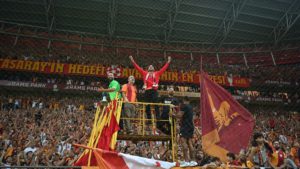 hakim-ziyech-transfer-tanitiminin-perde-arkasi_1c3c6875.jpg