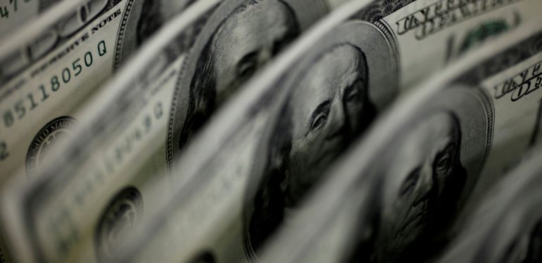 5-eylul-dolar-kac-lira-oldu-euro-ne-kadar-oldu-CYYF.jpg