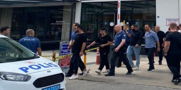 Izmir-Bayrakli-da-guzellik-merkezine-silahli-saldiri--315483_news_big