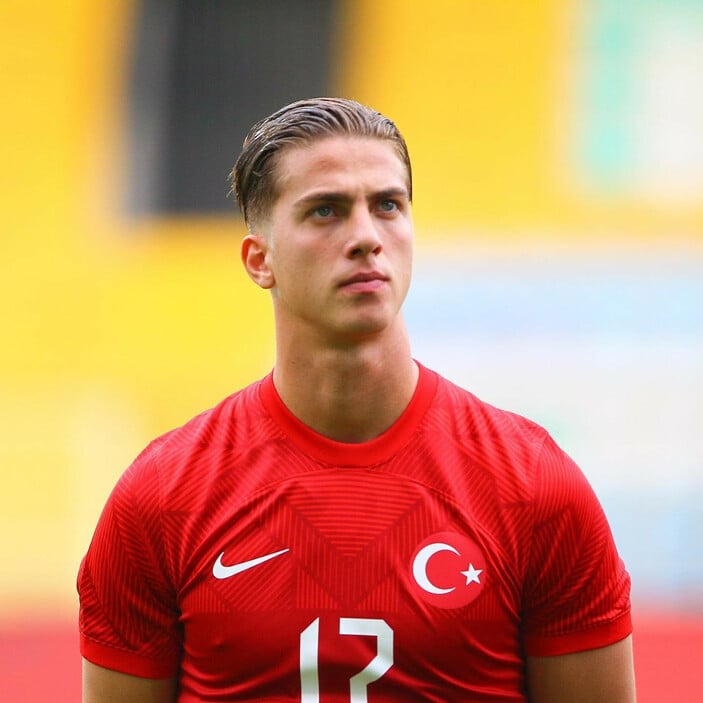 İlk milli maçta ilk golünü attı!
