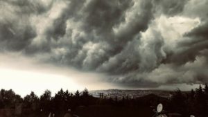 meteorolojiden-8-il-icin-sari-uyari-ankaraya-saganak-geliyor_1f079737.jpg