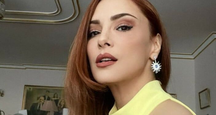 Mine Tugay bikinili pozlarıyla beğeni yağmuruna tutuldu! 1 mine-tugay-bikinili-pozlariyla-begeni-yagmuruna-tutuldu-bu-dunyadan-d_581d8320__w1200xh839.jpg