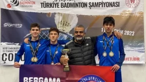 bergama-belediyesi-badminton-takimi