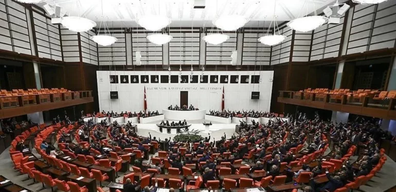 Aile ve Gençlik Fonu yasalaştı 1 R9VNl_0YA0OZuei3dx1Yag