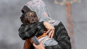unicef-gazzede-1-milyon-cocuk-ucurumun-kenarinda-yasiyor-oc1i
