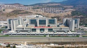 İzmir Şehir Hastanesi 2 ayda 250 bin hastaya hizmet verdi
