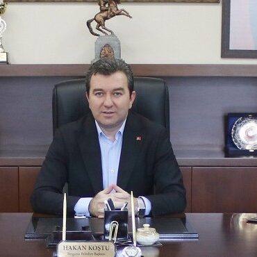 baskan-kostu-dan-18kardes-sehire-yeni-yil-tebrigi
