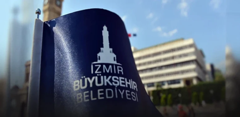 izmir-buyuksehir-bayrak.webp