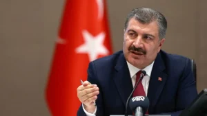 saglik-bakani-fahrettin-koca-hizla-yayiliyor-diyerek-uyardi-kurallara-uyun