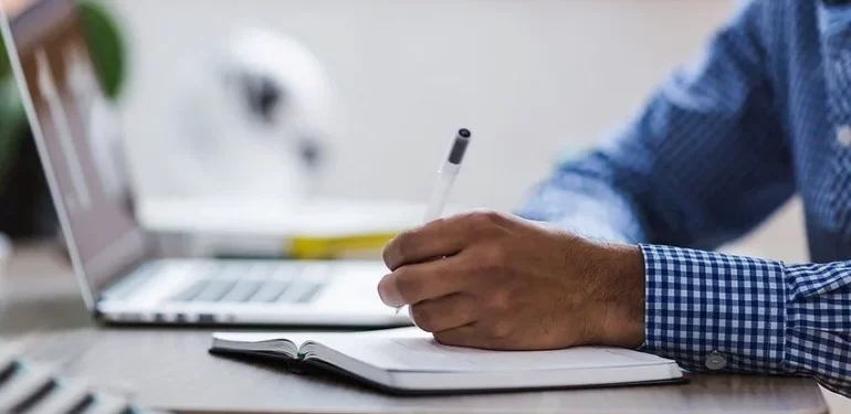 oMMKySlKfkytAoN4mzdFpg