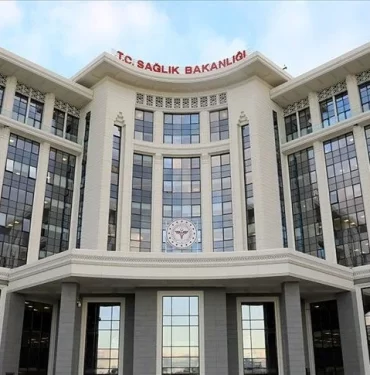 3whTi0UoZE2Ee7acTeTViA