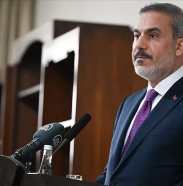 65ea0581aedb0988__w1200xh675