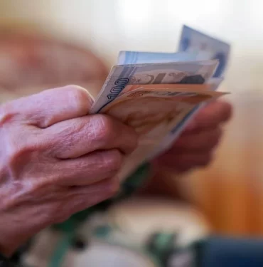 ckl2bT8-MkuHCoF0Zpyppg