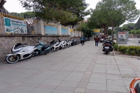 Bergama’da motosikletler kaldırımlardan kaldırılacak mı